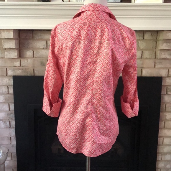Talbots Pink Geometric Pattern Wrinkle Resistant Button Down Shirt size 8 - Picture 2 of 13
